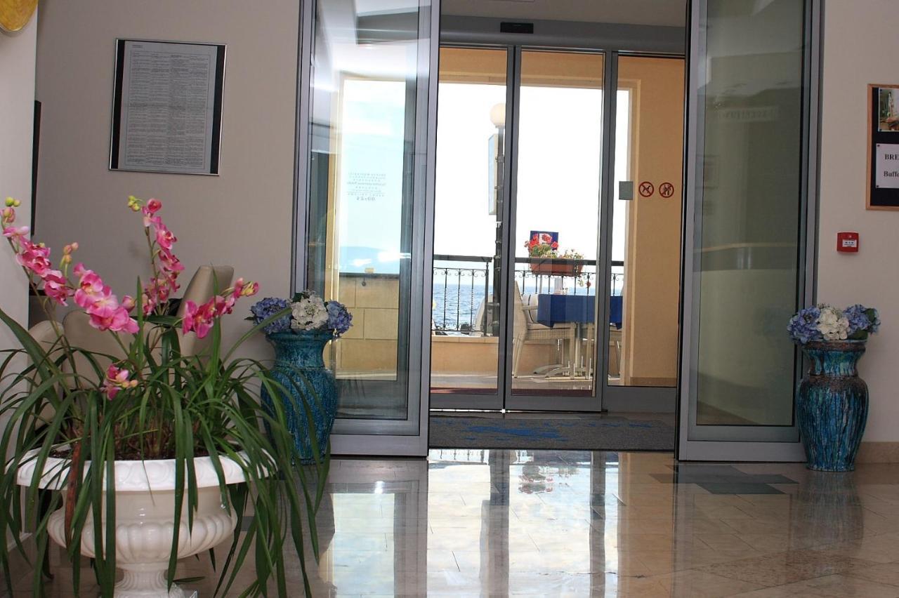 Aparthotel Natalia פודגורה מראה חיצוני תמונה