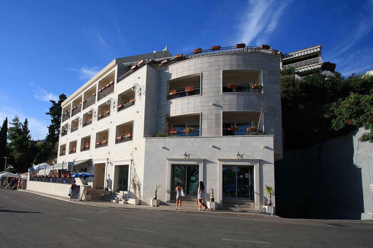 Aparthotel Natalia פודגורה מראה חיצוני תמונה