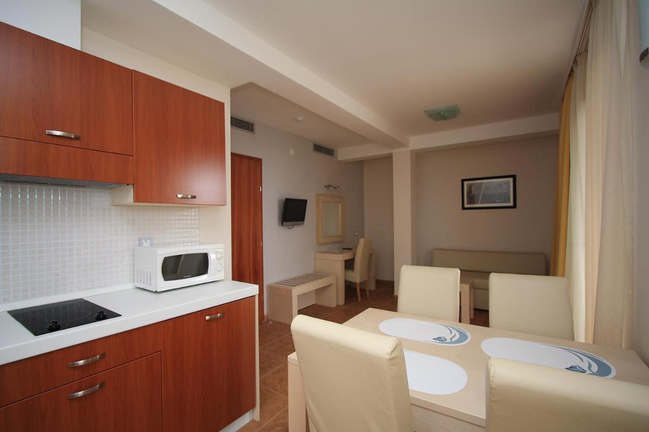 Aparthotel Natalia פודגורה מראה חיצוני תמונה