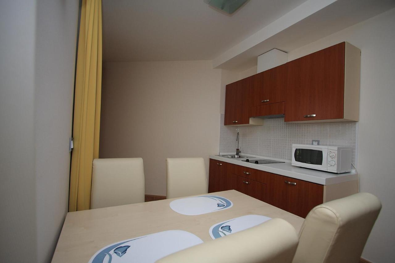 Aparthotel Natalia פודגורה מראה חיצוני תמונה